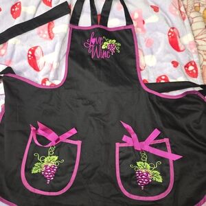 Epic Threads Black and Pink Apron